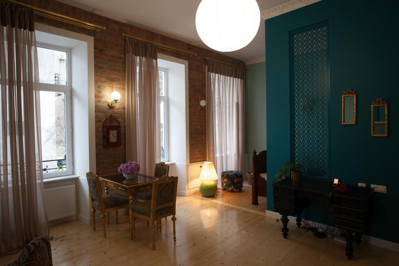 House By The Opera Apartman Tbiliszi Kültér fotó